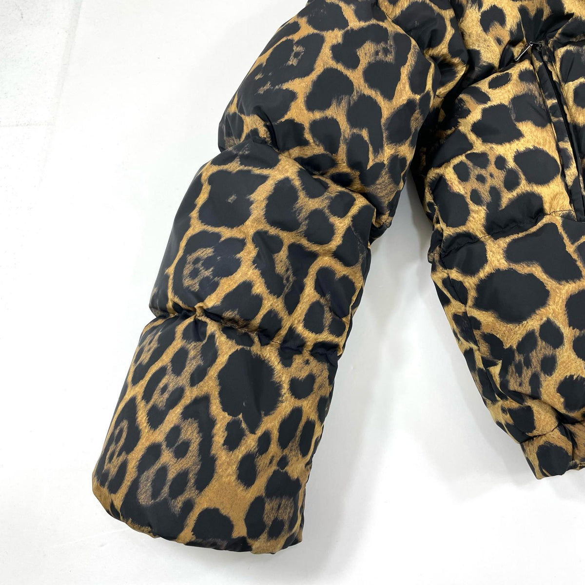 【中古】MONCLER | モンクレール ダウンジャケット【尾張小牧店】