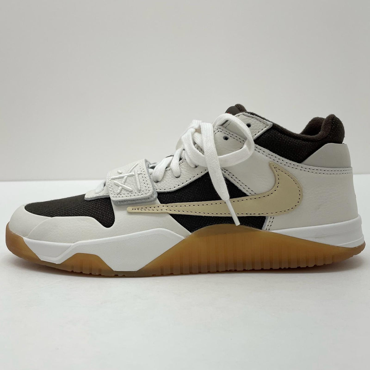 【中古】NIKE×Travis Scott | ナイキ×トラヴィススコット Jordan Jumpman Jack TR "Sail and Dark Mocha"/ジョーダン ジャンプマンジャック TR "セイル アンド ダークモカ" スニーカー 靴　FZ8117-100 ブラウン×ホワイト 28.5cm【尾張小牧店】