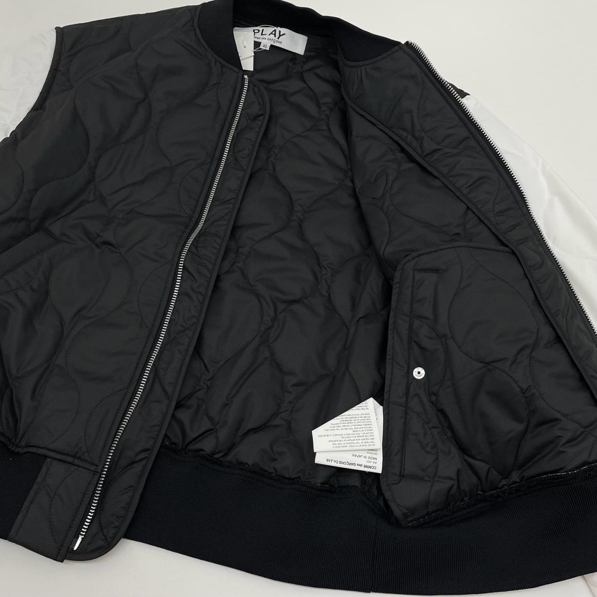 【中古】PLAY COMME des GARCONS | プレイコムデギャルソン AX-J001-051 キルティングジャケット ブラック×ホワイト サイズ：XL【尾張小牧店】
