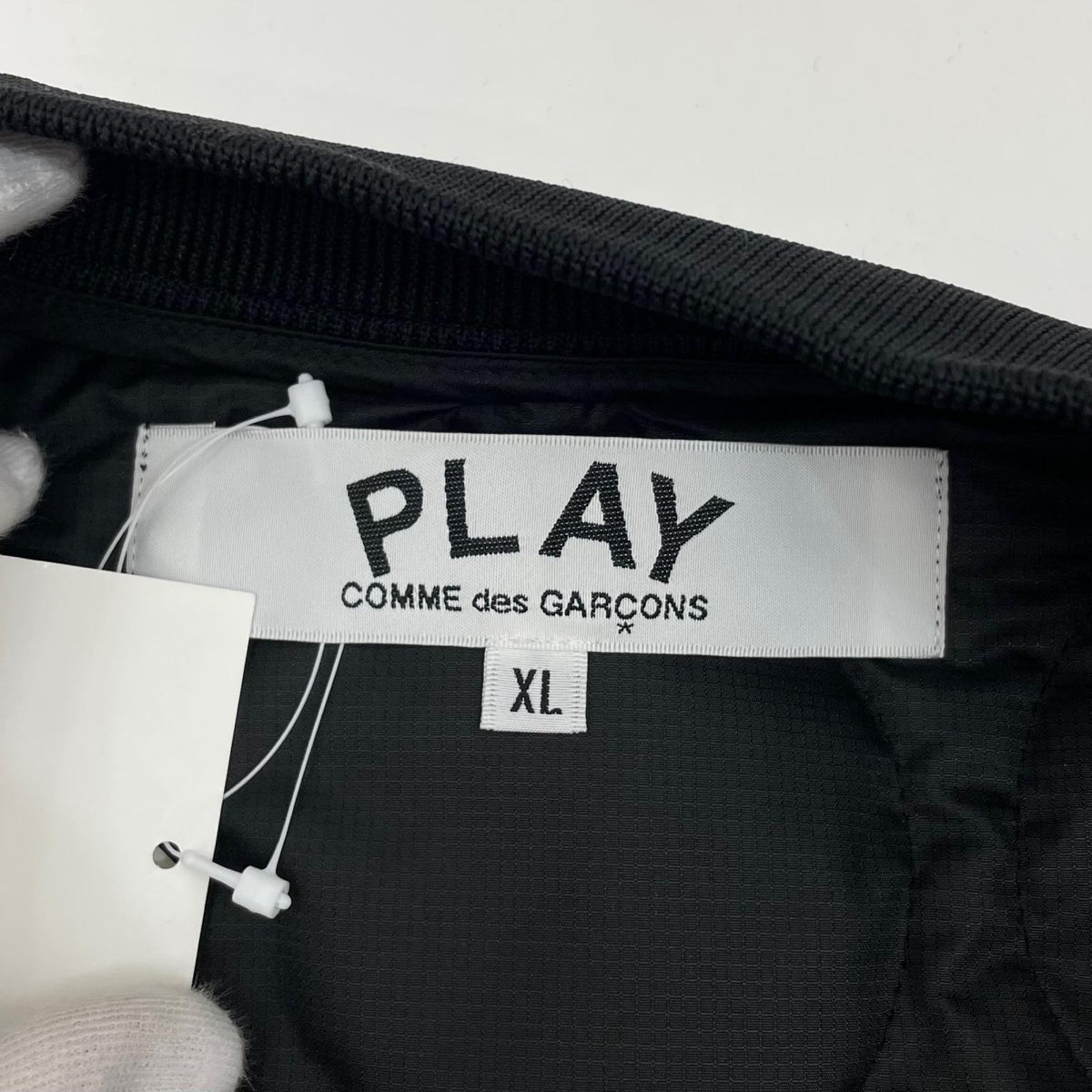 【中古】PLAY COMME des GARCONS | プレイコムデギャルソン AX-J001-051 キルティングジャケット ブラック×ホワイト サイズ：XL【尾張小牧店】