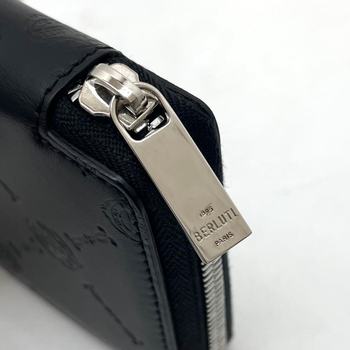 【中古】Berluti | ベルルッティ イタウバロングジップウォレット ラウンドファスナー長財布 ブラック【尾張小牧店】