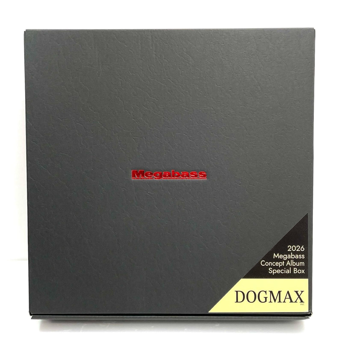 【フィッシング/釣り/釣具/ルアー】Megabass | メガバス 2026コンセプトアルバム BOX DOGMAX　PM SILVER AROWANA【尾張小牧店】