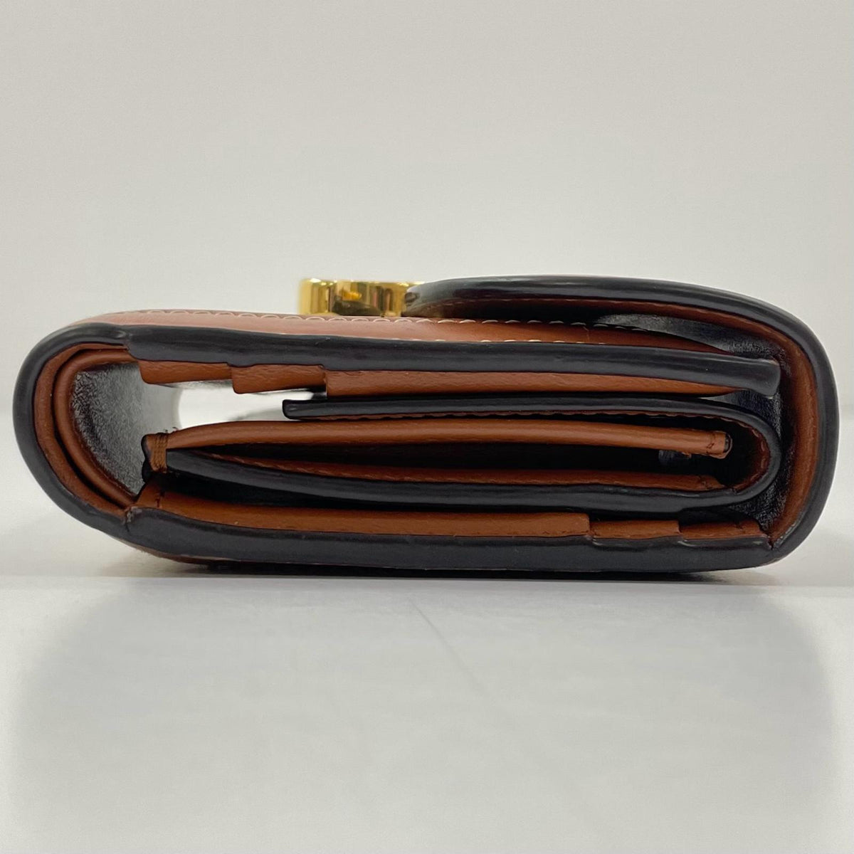 【中古】CELINE | セリーヌ スモール フラップウォレット トリオンフ コンパクトウォレット 二つ折り財布 アイボリー×ブラウン【尾張小牧店】