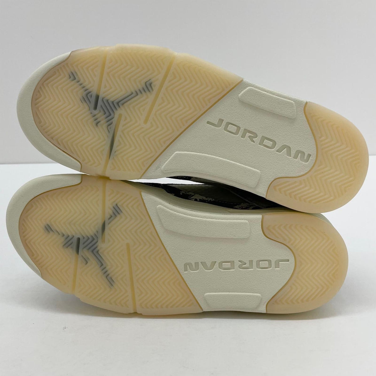 【中古】NIKE | ナイキ Women's Air Jordan 5 Low "Girls that Hoop"/ウィメンズ エアジョーダン5 ロー "ガールズ ザット フープ" スニーカー 靴　DA8016-100 ホワイト×ブラック 27cm【尾張小牧店】