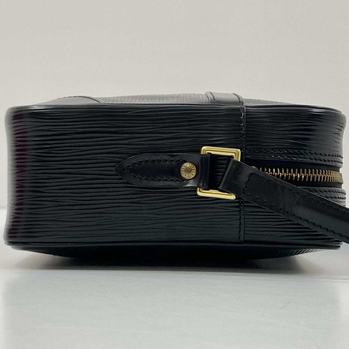 【中古】LOUIS VUITTON | ルイ・ヴィトン トロカデロ27 エピ ショルダーバッグ M52302 ブラック【尾張小牧店】