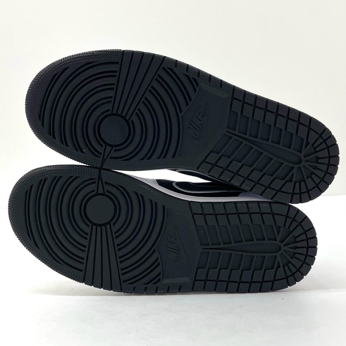【中古】NIKE | ナイキ Air Jordan 1 Low SE "Black/Anthracite/White"　エアジョーダン1 ロー SE "ブラック/アンスラサイト/ホワイト"　スニーカー 靴　IX6983-001 ブラック×ホワイト 27cm【尾張小牧店】