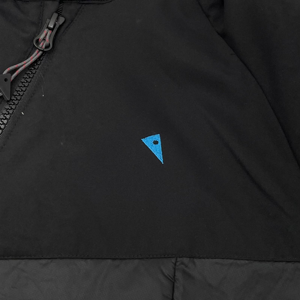 【中古】KLATTERMUSEN | クレッタルムーセン Alv 2.0 jacket 中綿ジャケット ブラック サイズ：L【尾張小牧店】