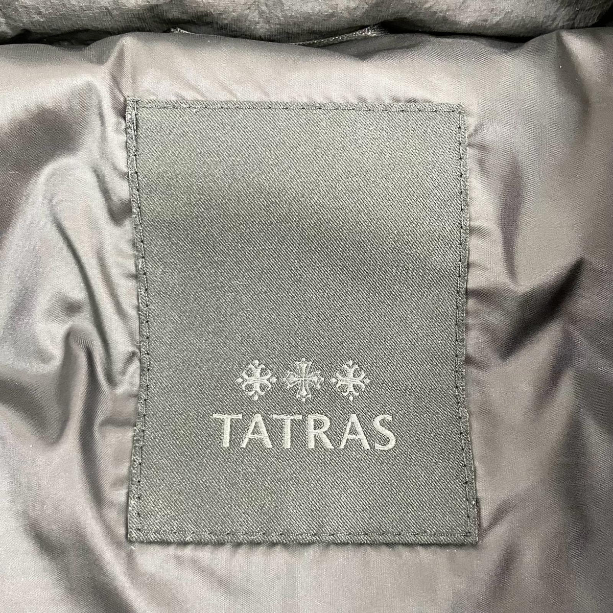 【中古】TATRAS | タトラス ダウンジャケット LTA20A4696 ブラック【尾張小牧店】