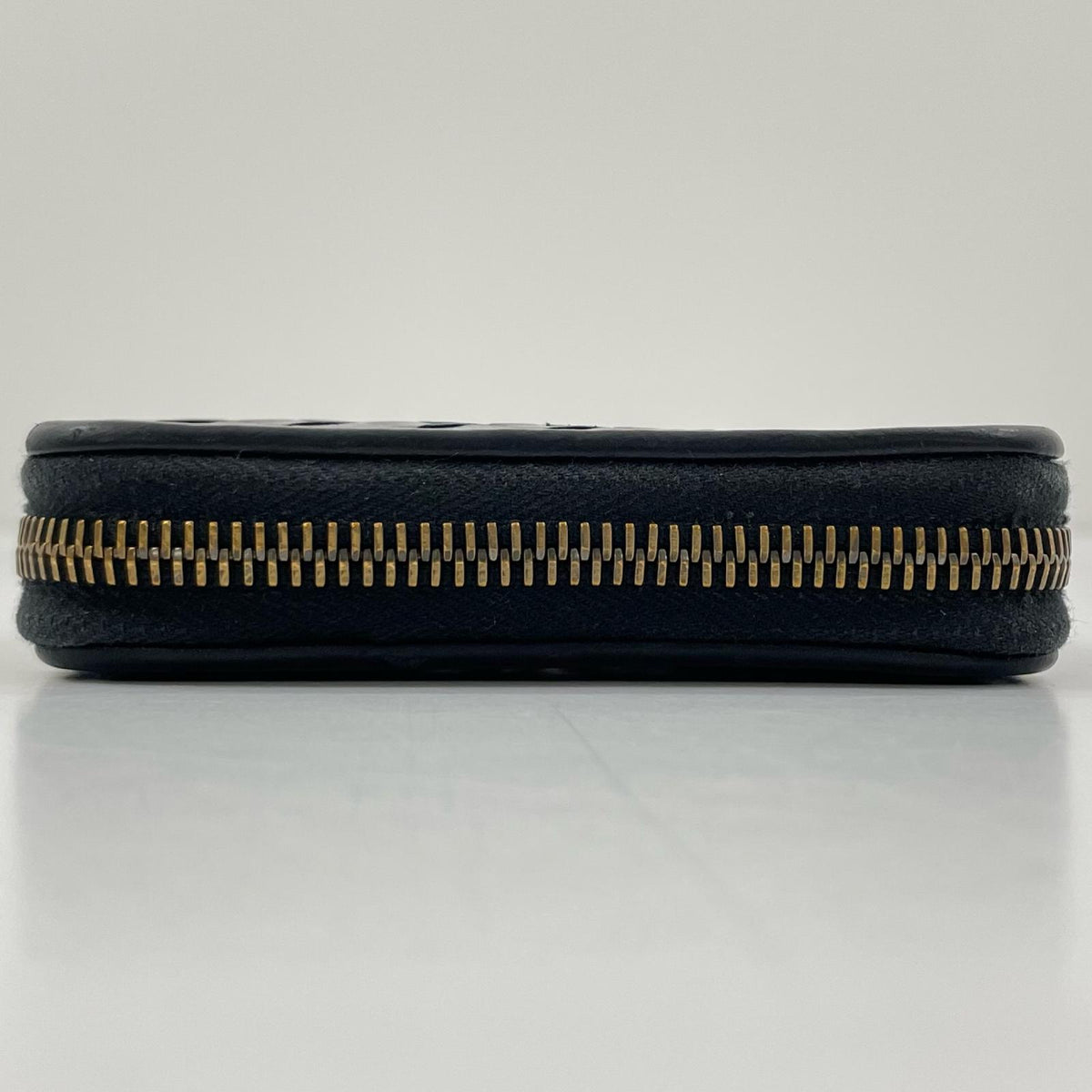 【中古】BOTTEGA VENETA | ボッテガヴェネタ イントレチャート コンパクトウォレット ラウンドファスナー 二つ折り財布 ブラック【尾張小牧店】