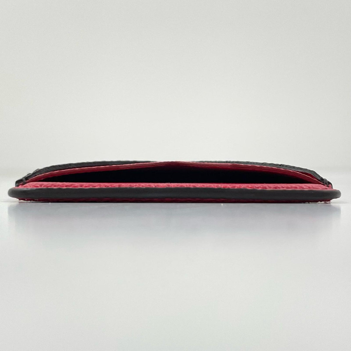 【中古】LOUIS VUITTON | ルイ・ヴィトン ポルト カルト マグネット 村上隆 モノグラム カードケース スマホアクセサリー MagSafe マグセーフ M14562 ブラウン×レッド チェリーレッド【尾張小牧店】