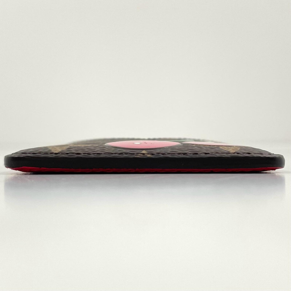 【中古】LOUIS VUITTON | ルイ・ヴィトン ポルト カルト マグネット 村上隆 モノグラム カードケース スマホアクセサリー MagSafe マグセーフ M14562 ブラウン×レッド チェリーレッド【尾張小牧店】