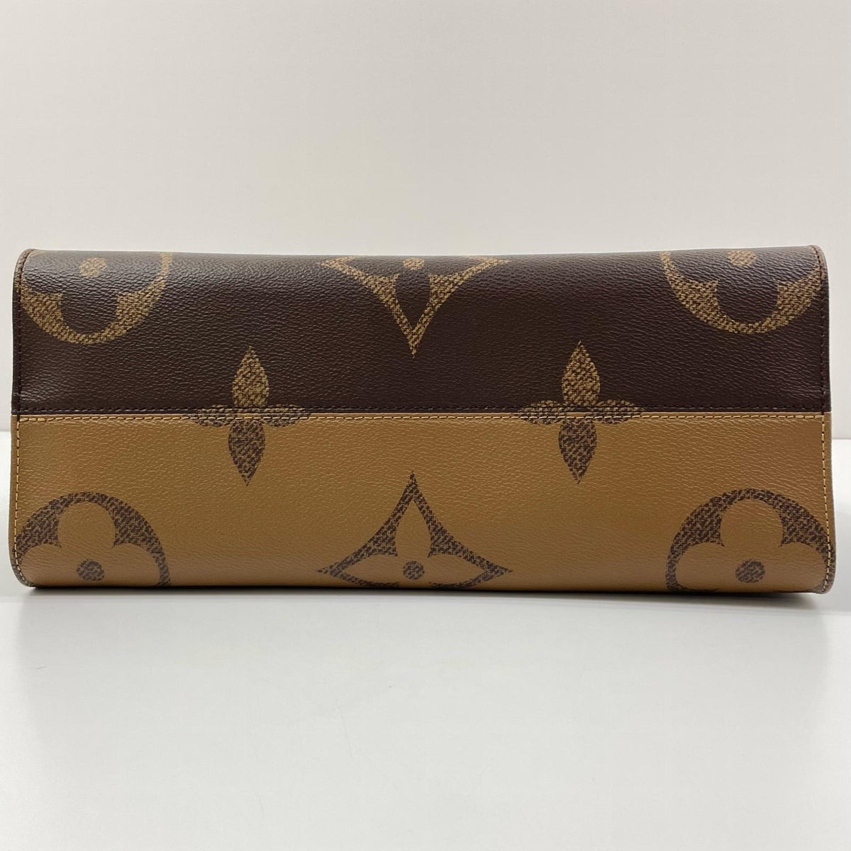 【中古】LOUIS VUITTON | ルイ・ヴィトン オンザゴーMM モノグラム ジャイアント リバース トートバッグ M45321 ブラウン【尾張小牧店】