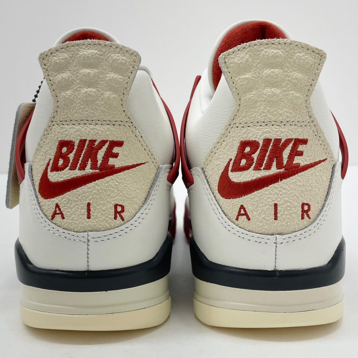 【中古】NIKE×Nigel Sylvester | ナイキ×ナイジェル・シルベスター Air Jordan 4 "Brick After Brick"/エアジョーダン4 "ブリックアフターブリック"　スニーカー 靴　IQ8055 レッド×ホワイト 28cm【尾張小牧店】
