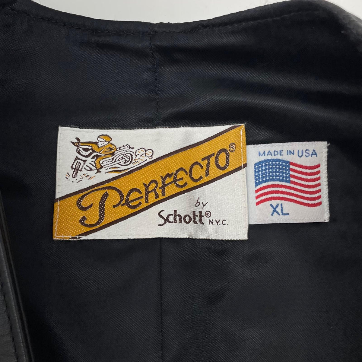 【中古】schott | ショット レザーベスト 693V ブラック サイズ：XL【尾張小牧店】