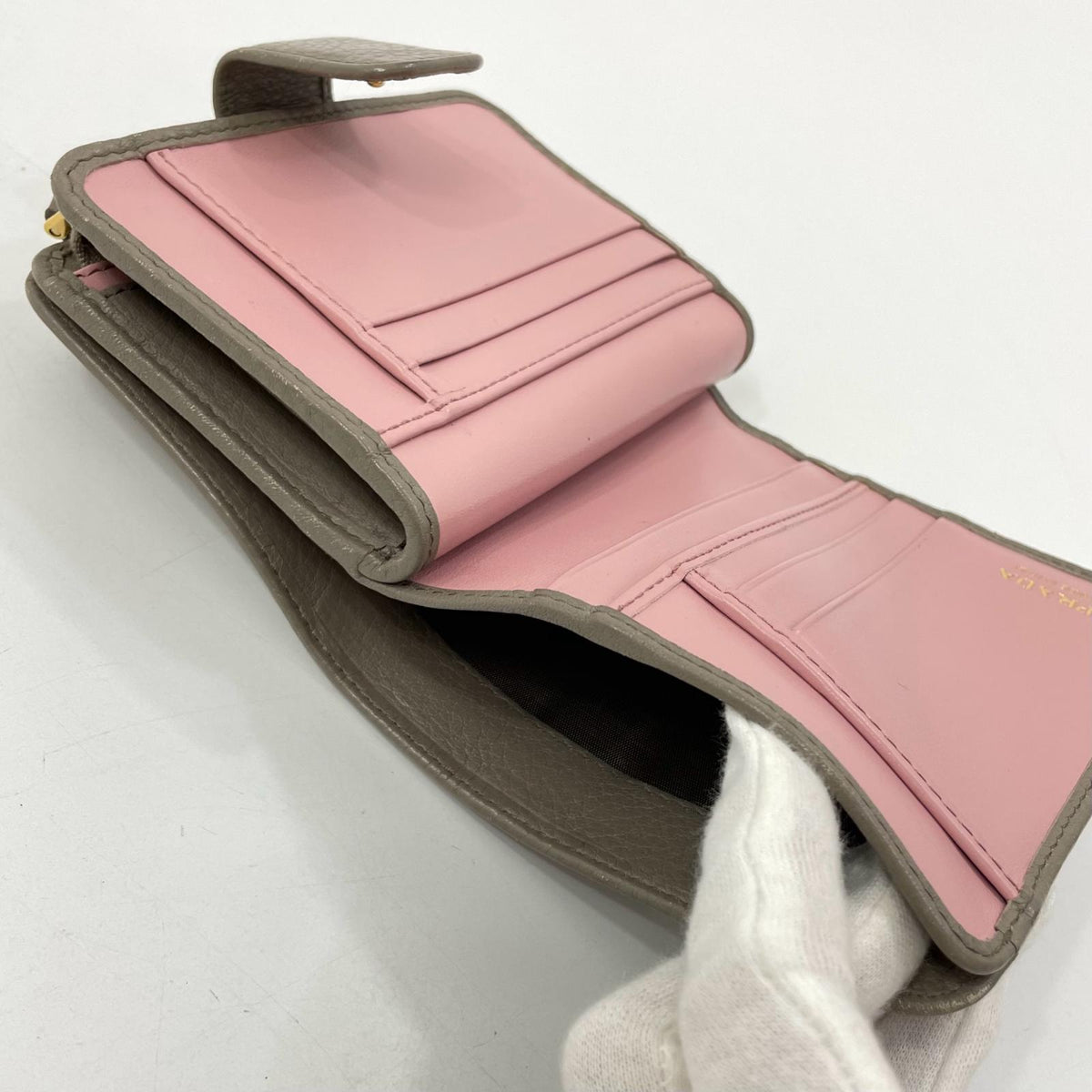 【中古】PRADA | プラダ 二つ折り財布 1ML018 グレー【尾張小牧店】