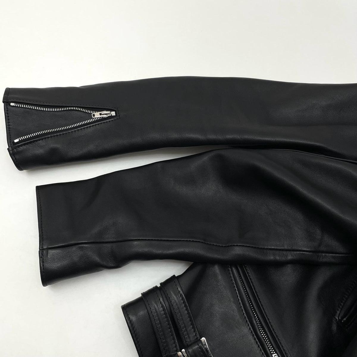 【中古】LEWIS LEATHER | ルイスレザー Lightning ライダースジャケット ブラック サイズ：44【尾張小牧店】