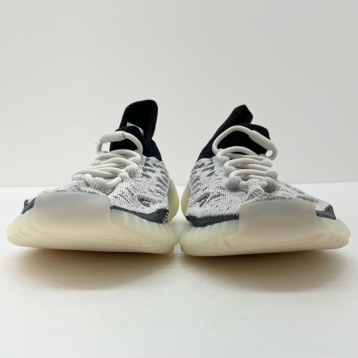 【中古】adidas | アディダス YEEZY Boost 350V2 CMPCT "Slate White"/イージーブースト350V2 コンパクト "スレートホワイト"　スニーカー 靴　IG9608 ホワイト×グレー 28.5cm【尾張小牧店】
