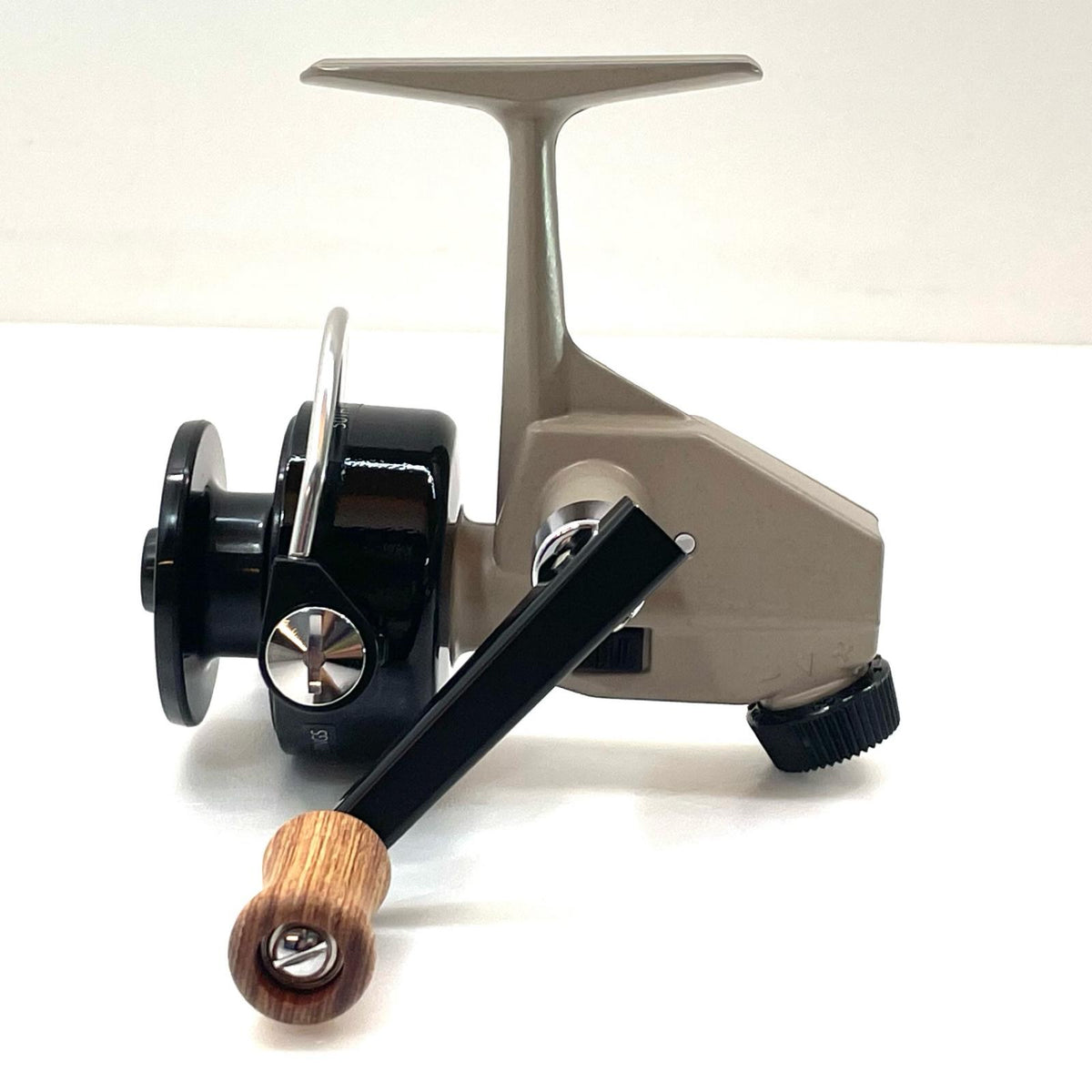 【フィッシング/釣り/釣具/リール】 【スピニングリール】AbuGarcia | アブガルシア ABU Cardinal3 カーディナル3 50th Anniversary モデル【尾張小牧店】