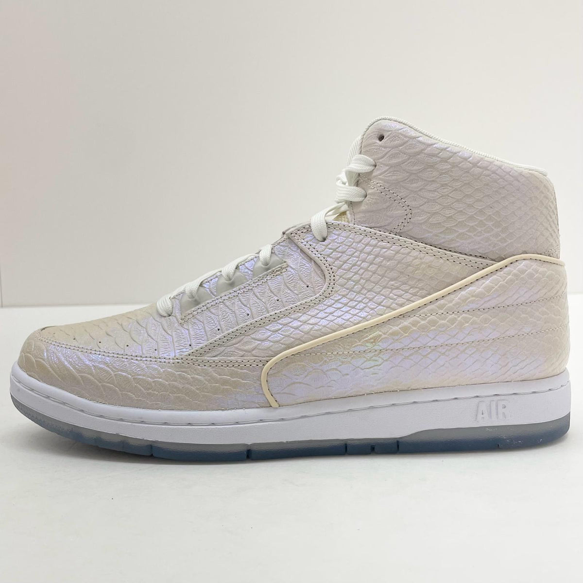 【中古】NIKE | ナイキ AIR PYTHON PREMIUM PEARL/エア パイソン プレミアム パール スニーカー 靴　705066-101 ホワイト 29cm【尾張小牧店】【専】