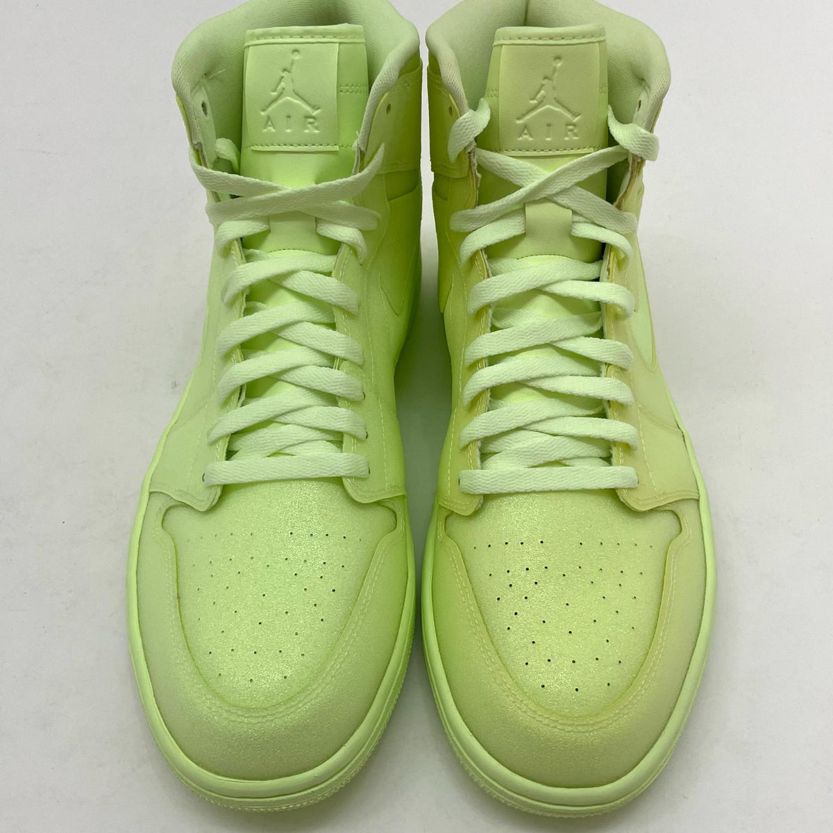 【中古】NIKE | ナイキ Women's Air Jordan 1 High "Barely Volt"/ウィメンズ エアジョーダン1 ハイ "ベアリー ボルト"　スニーカー 靴　AH7389-700 イエロー 29cm【尾張小牧店】【専】