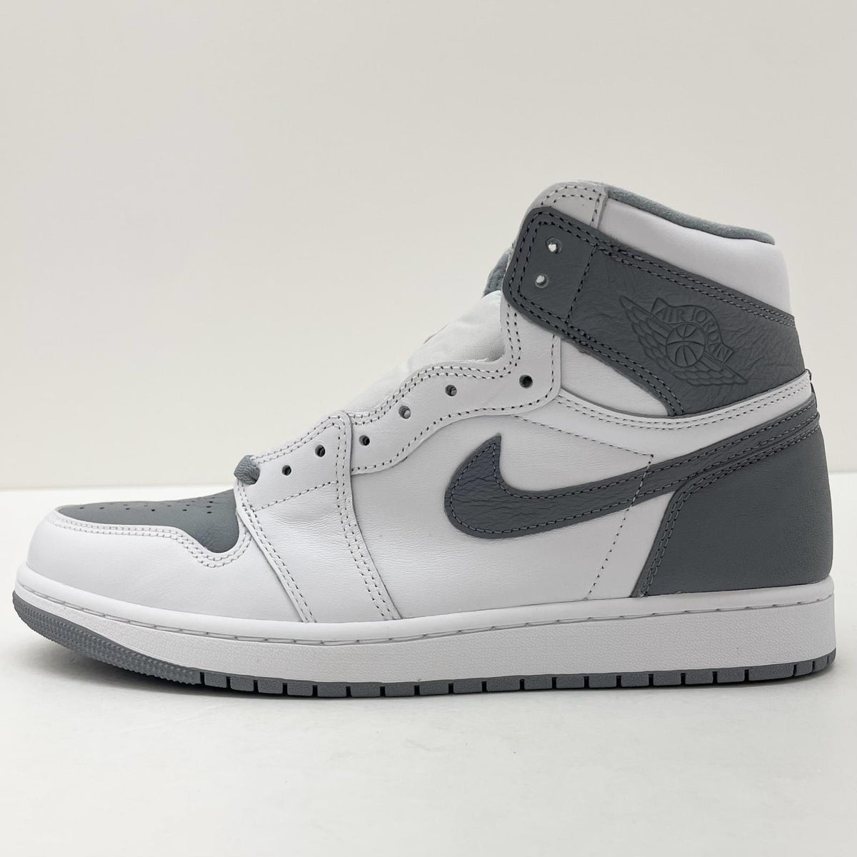 【中古】NIKE | ナイキ Air Jordan 1 High OG "Stealth"/エアジョーダン1 ハイ OG "ステルス"　スニーカー 靴　555088-037 グレー×ホワイト 28cm【尾張小牧店】