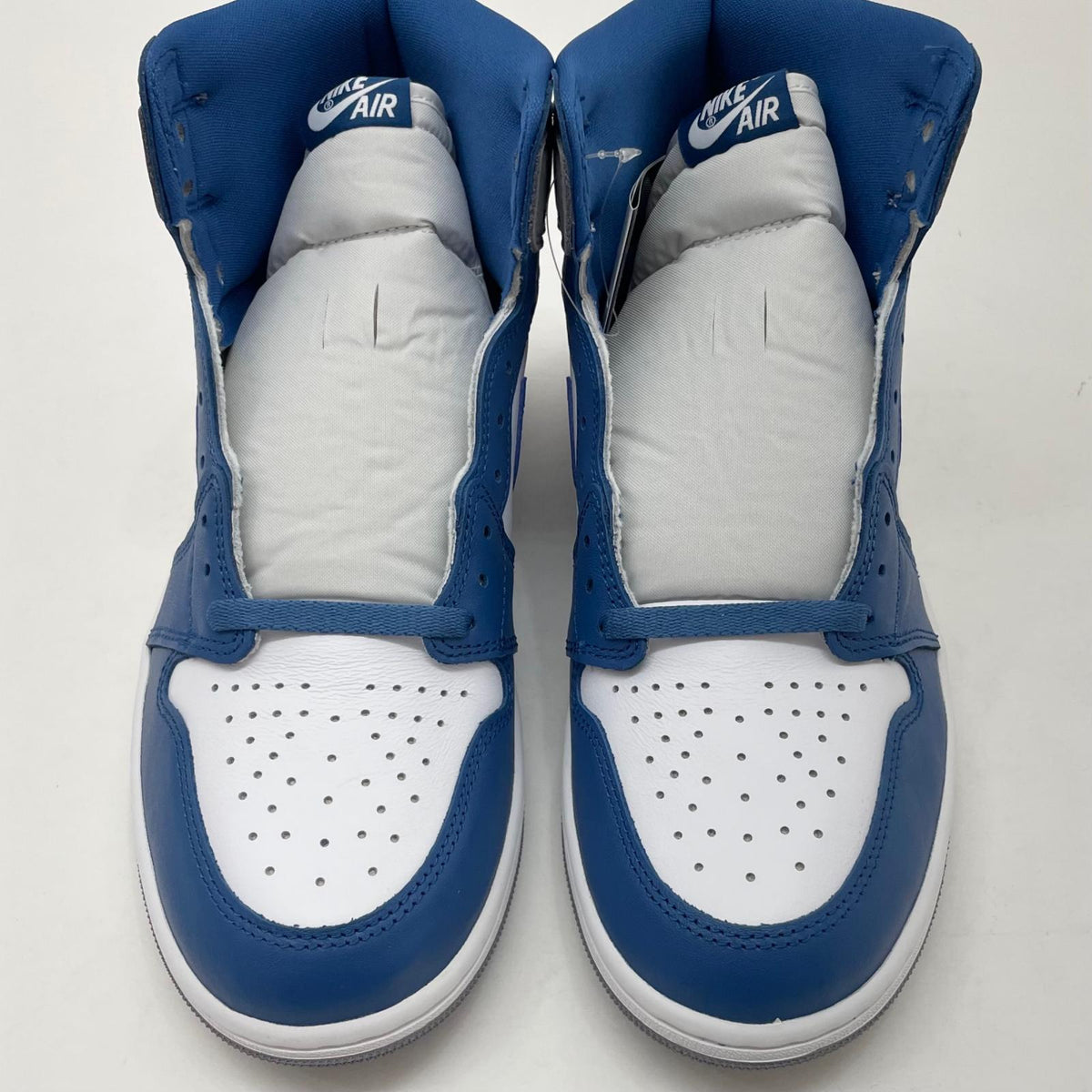 【中古】NIKE | ナイキ Air Jordan 1 High OG "True Blue"/エアジョーダン1 ハイ OG "トゥルーブルー"　スニーカー　靴 DZ5485-410 ブルー×ホワイト×グレー 28cm【尾張小牧店】