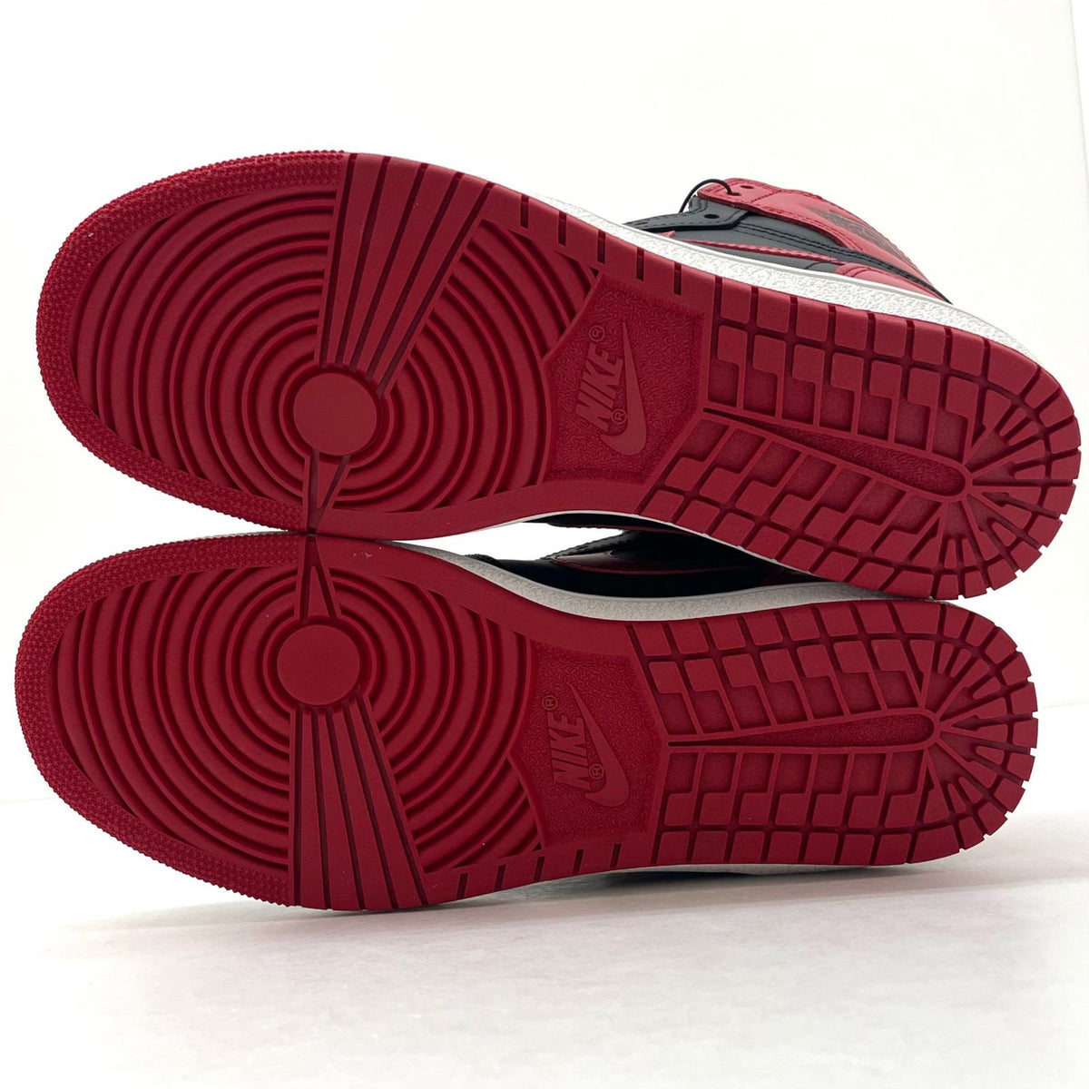 【中古】NIKE | ナイキ AIR JORDAN 1 HIGH 85 "Bred"/エアジョーダン1 ハイ 85 "ブレッド"　スニーカー 靴　HV6674-067 レッド×ブラック 26.5cm【尾張小牧店】