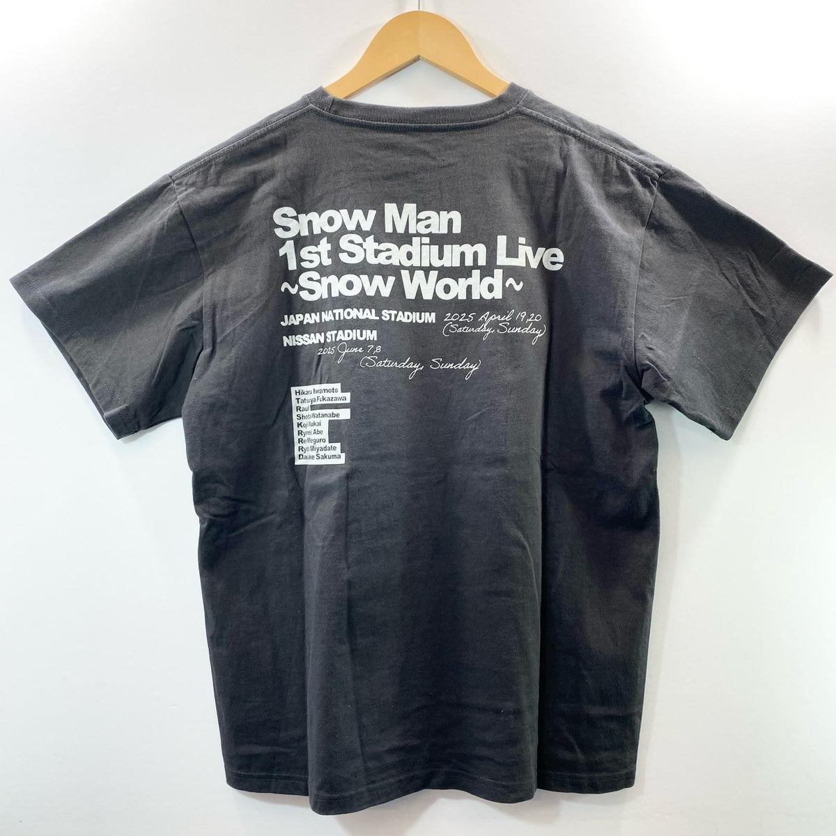 アイドルグッズ 【中古】Snow Man 1st Stadium Live Snow World Tシャツ 肖像ver.【尾張小牧店】【アイドル】【専】【ポスト投函】【代引き不可】【尾張小牧店】