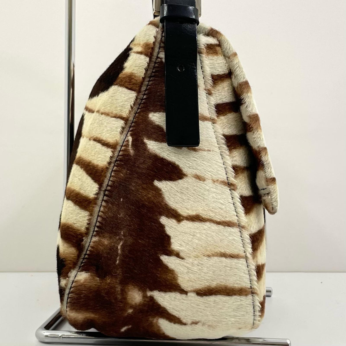 【中古】FENDI | フェンディ マンマバケット ハラコ アニマル柄 ワンショルダーバッグ ブラウン【尾張小牧店】