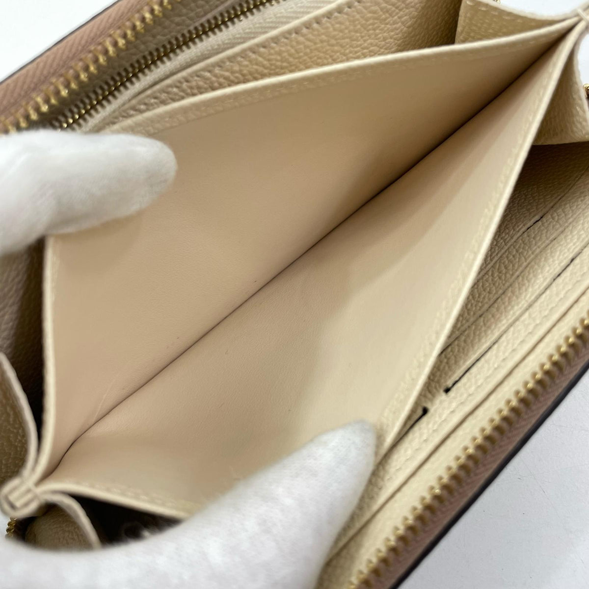 【中古】LOUIS VUITTON | ルイ・ヴィトン ジッピー バイカラー モノグラム アンプラント ラウンドファスナー 長財布 M80116 ホワイト クレーム×ボワドローズ【尾張小牧店】