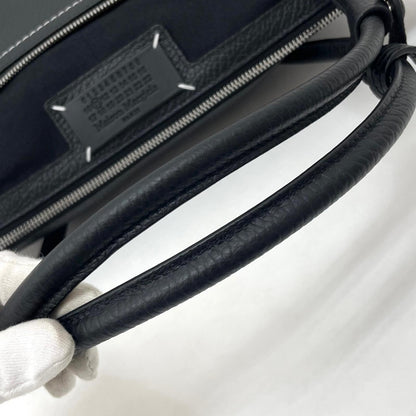 【中古】Maison Margiela | メゾンマルジェラ 5AC SHOULDER EAST WEAT ハンドバッグ SB1ZH0007-P8833 ブラック【尾張小牧店】
