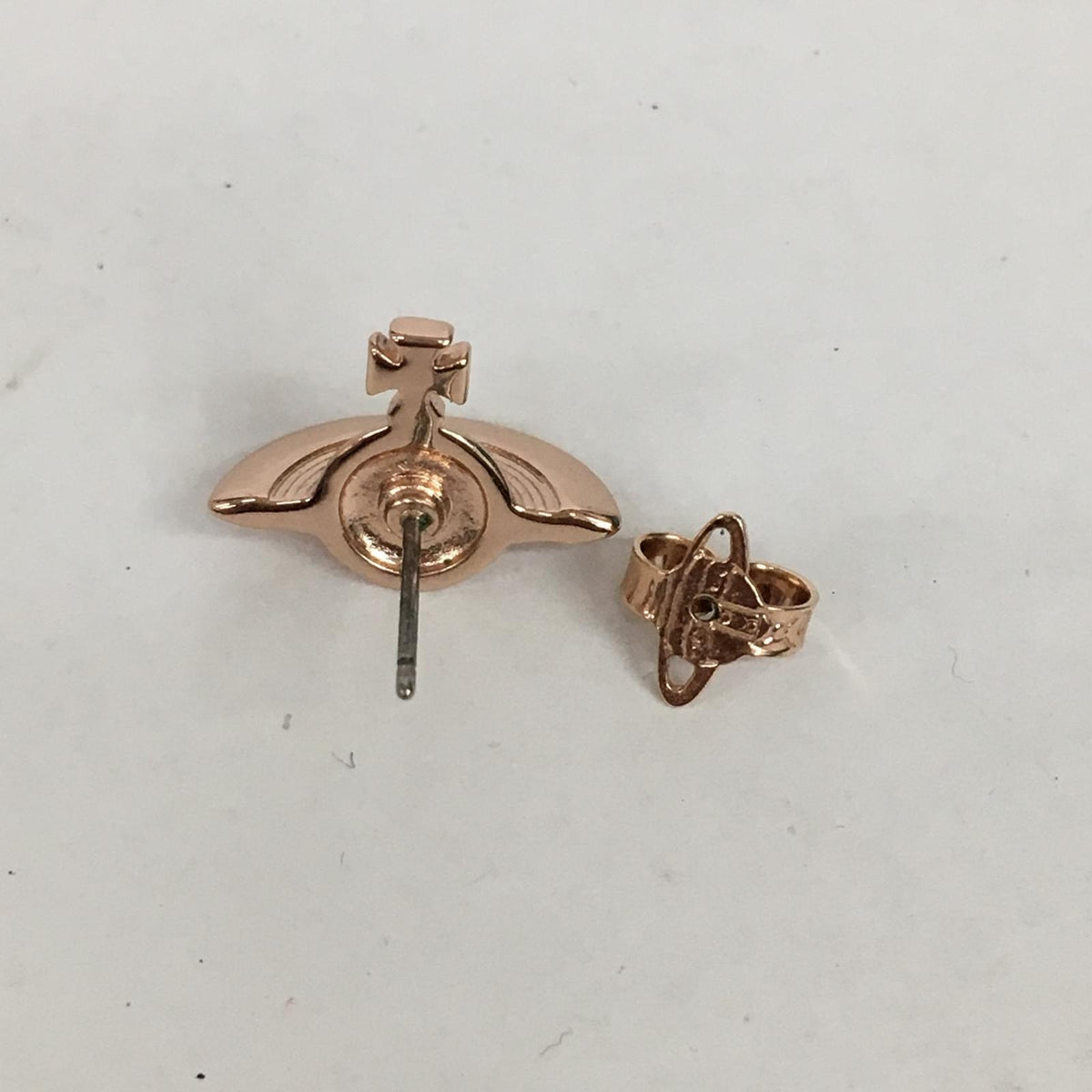 Vivienne Westwood | ヴィヴィアンウエストウッド SOLID ORB ピアス【加古川店】