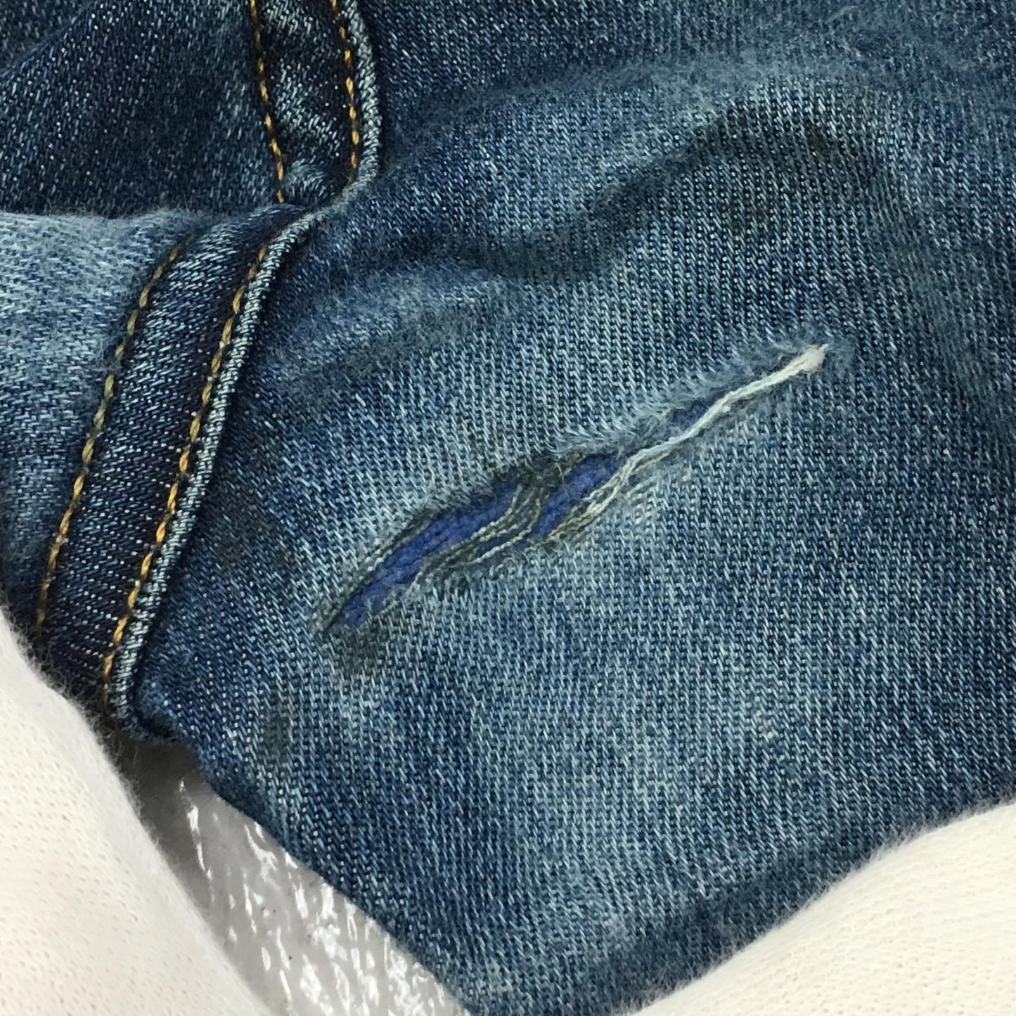 NEIL BARRETT | ニールバレット SKINNY FIT REGULAR RISE デニムパンツ インディゴ【加古川店】