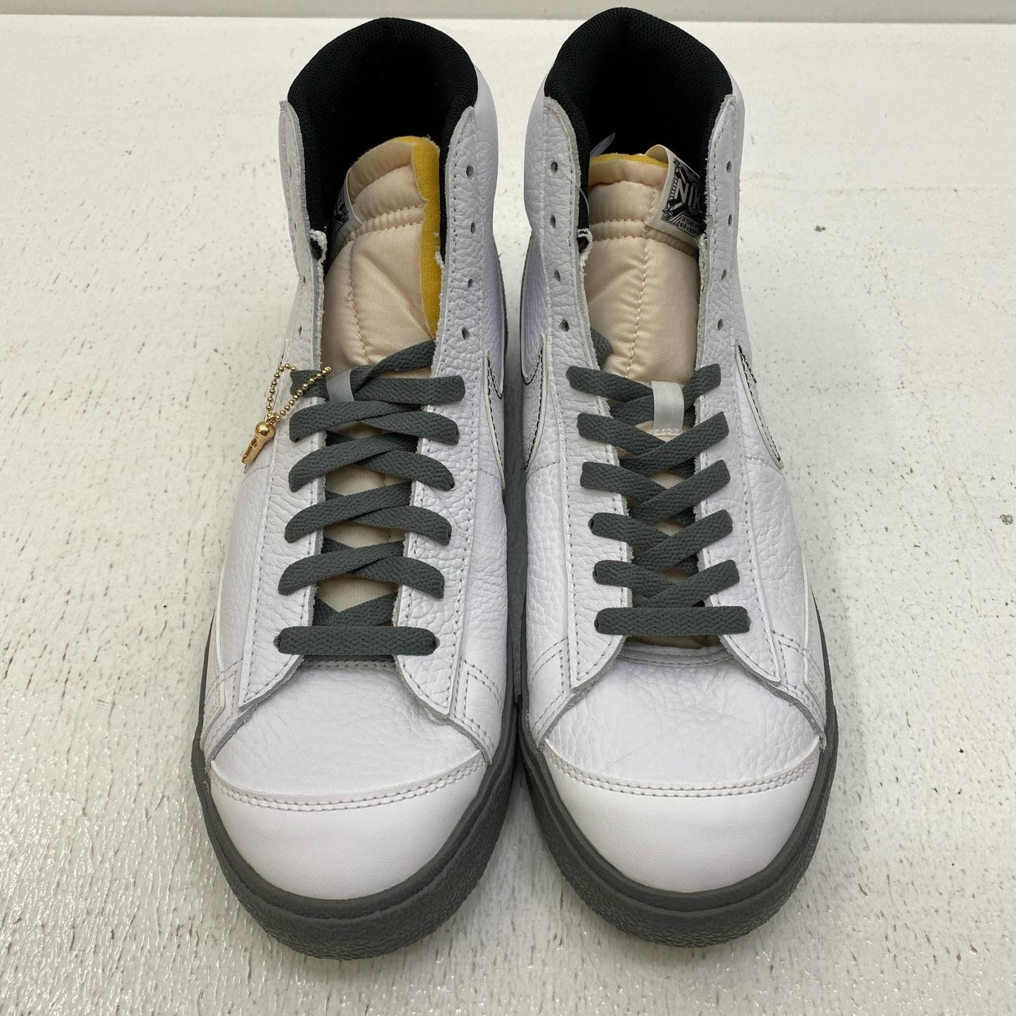 NIKE | ナイキ Blazer Mid "50 Years Of Hip-Hop" スニーカー DV7194-100 ホワイト 29cm【加古川店】