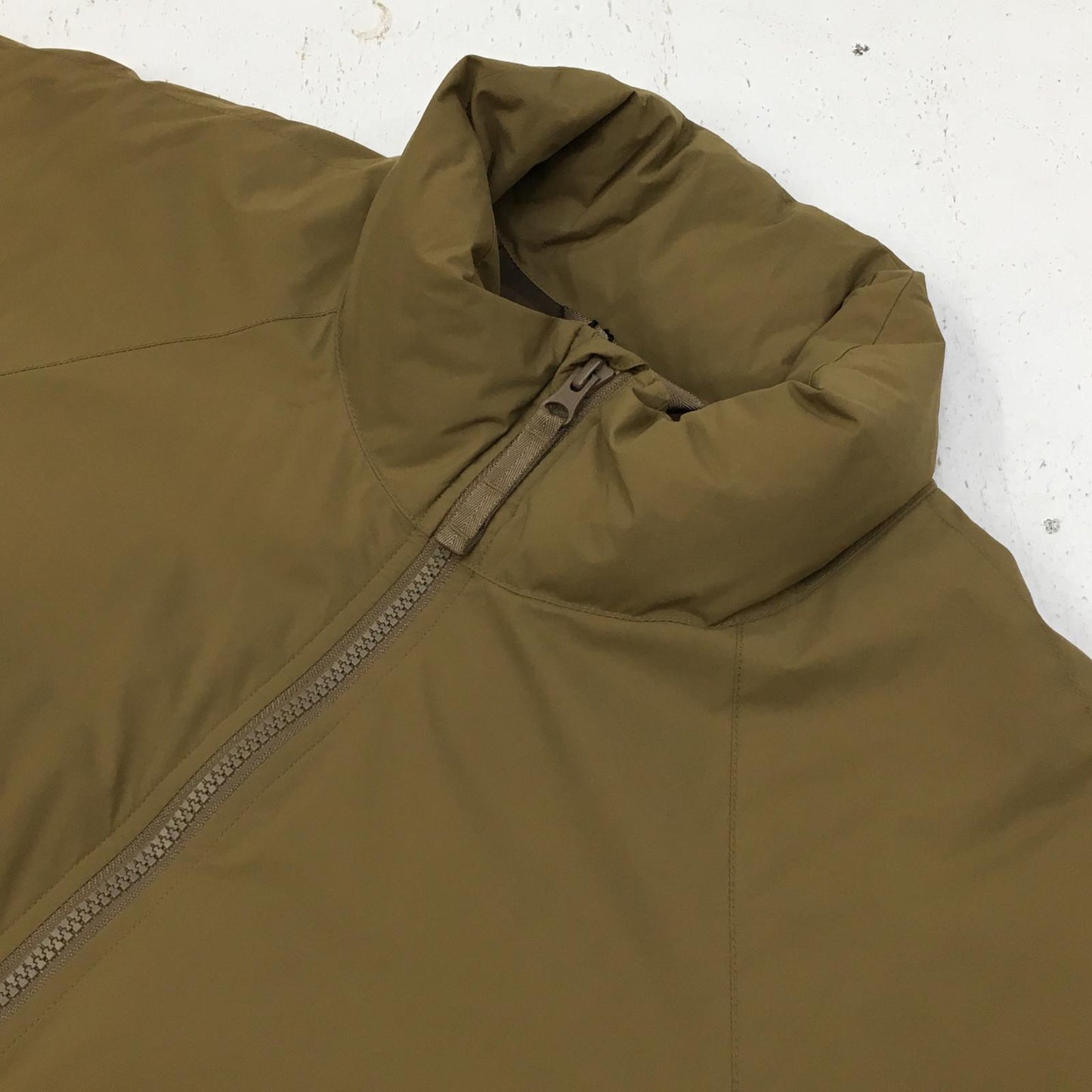 DAIWA PIER39 | ダイワピア GORE-TEX INFINIUM TECH MIDDLER DOWN JACKET ダウンジャケット BJ-22121W ベージュ サイズ：M【加古川店】