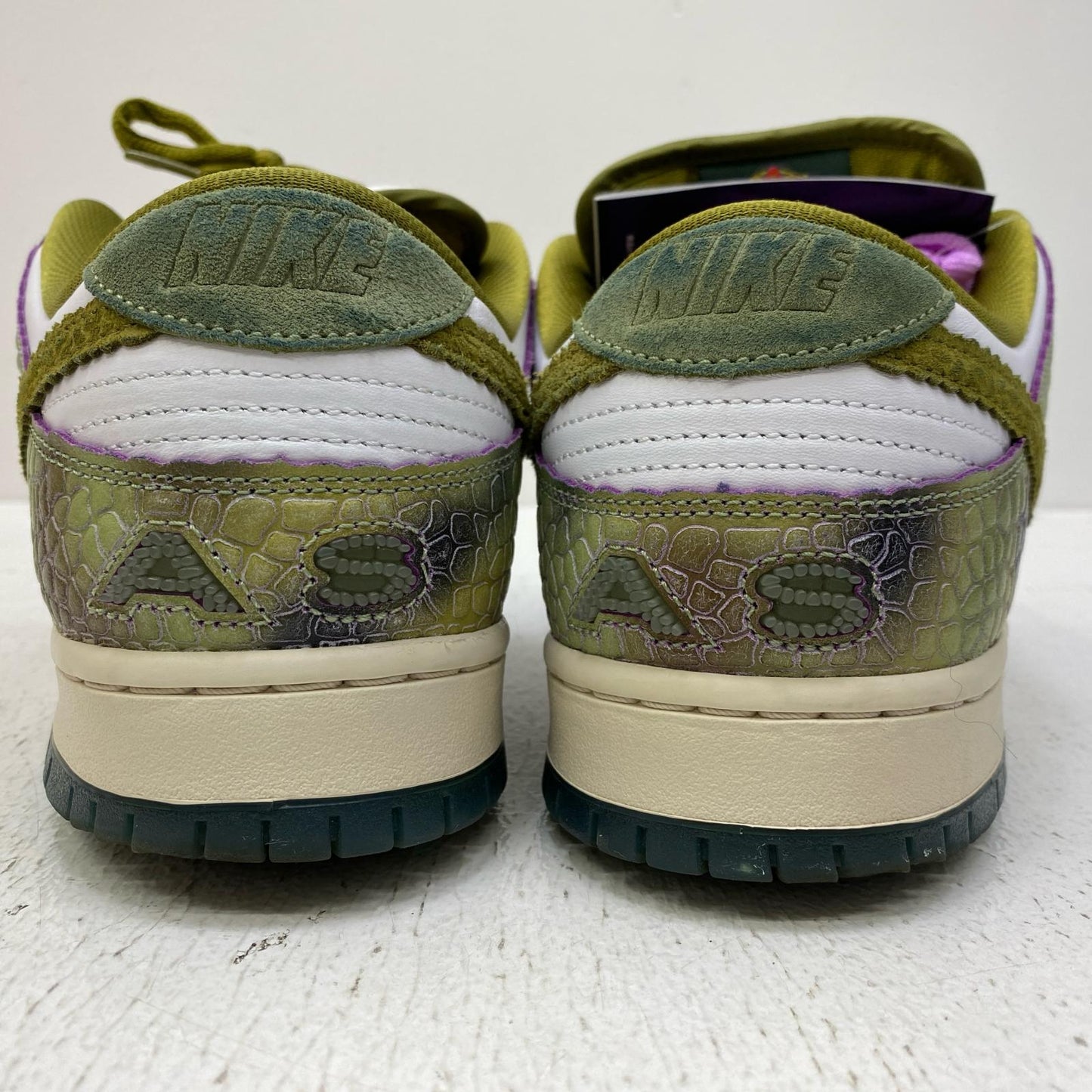 NIKE | ナイキ SB Dunk Low Pro White and Pacific Moss スニーカー HJ3386-300 カーキ 30cm【加古川店】
