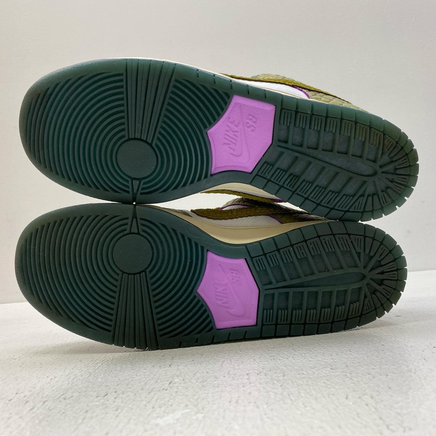 NIKE | ナイキ SB Dunk Low Pro White and Pacific Moss スニーカー HJ3386-300 カーキ 30cm【加古川店】