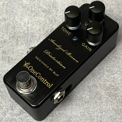 ONE CONTROL | ワンコントロール Anodized Brown Distortion 楽器 ディストーション 【箱付き】低～中音域はふくよかに、高音域は鋭いディストーション【加古川店】