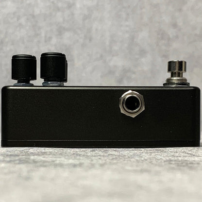 ONE CONTROL | ワンコントロール Anodized Brown Distortion 楽器 ディストーション 【箱付き】低～中音域はふくよかに、高音域は鋭いディストーション【加古川店】