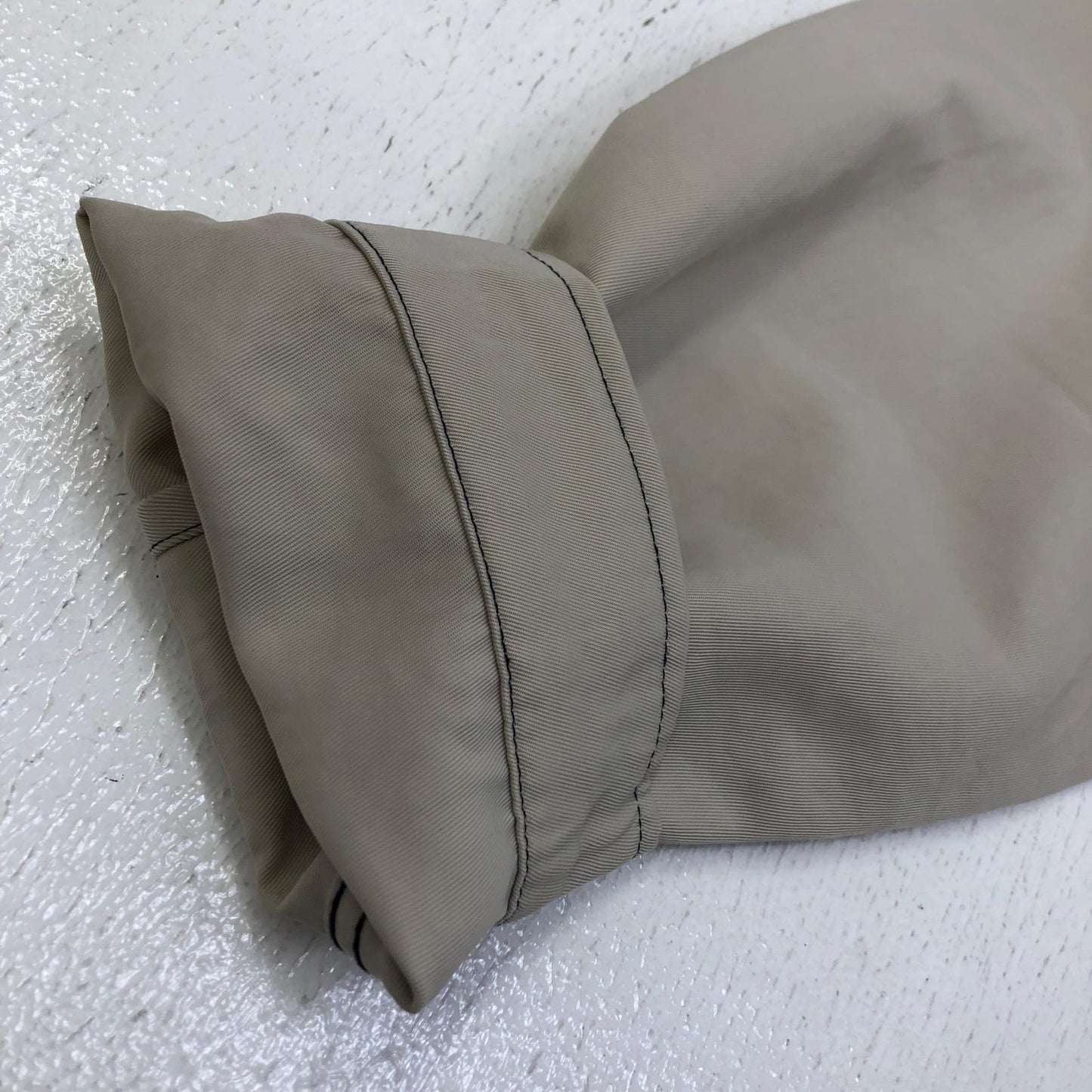 HUF | ハフ CONTRAST NYLON CHORE JACKET その他トップス アイボリー サイズ：L【加古川店】