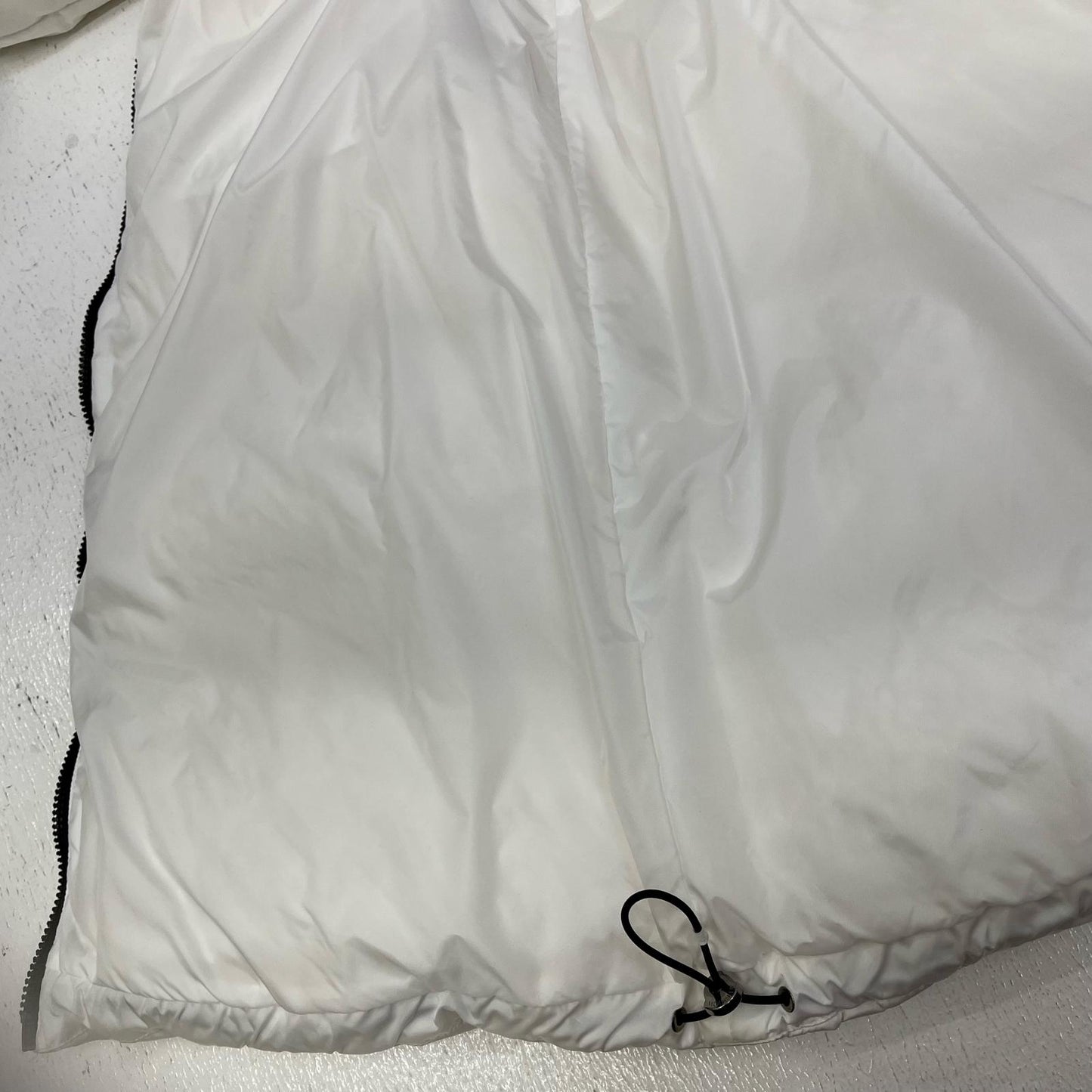MONCLER | モンクレール DANUBELONG ダウンジャケット E20934989700 ホワイト サイズ：2【加古川店】