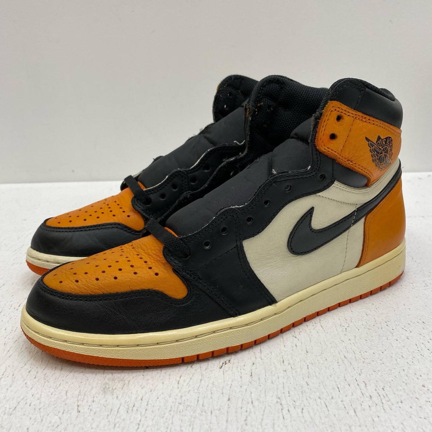 NIKE | ナイキ Air Jordan 1 Retro High OG スニーカー 555088-005 オレンジ 28.5cm【加古川店】
