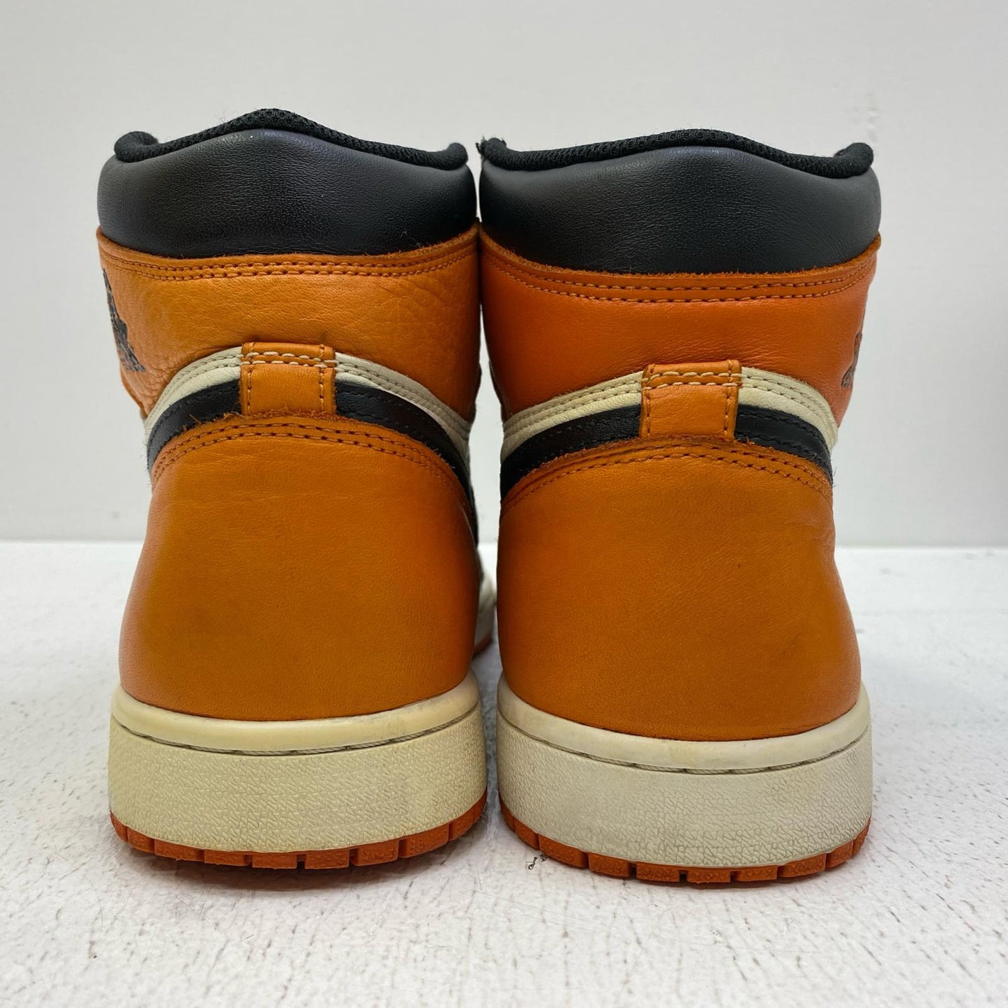NIKE | ナイキ Air Jordan 1 Retro High OG スニーカー 555088-005 オレンジ 28.5cm【加古川店】