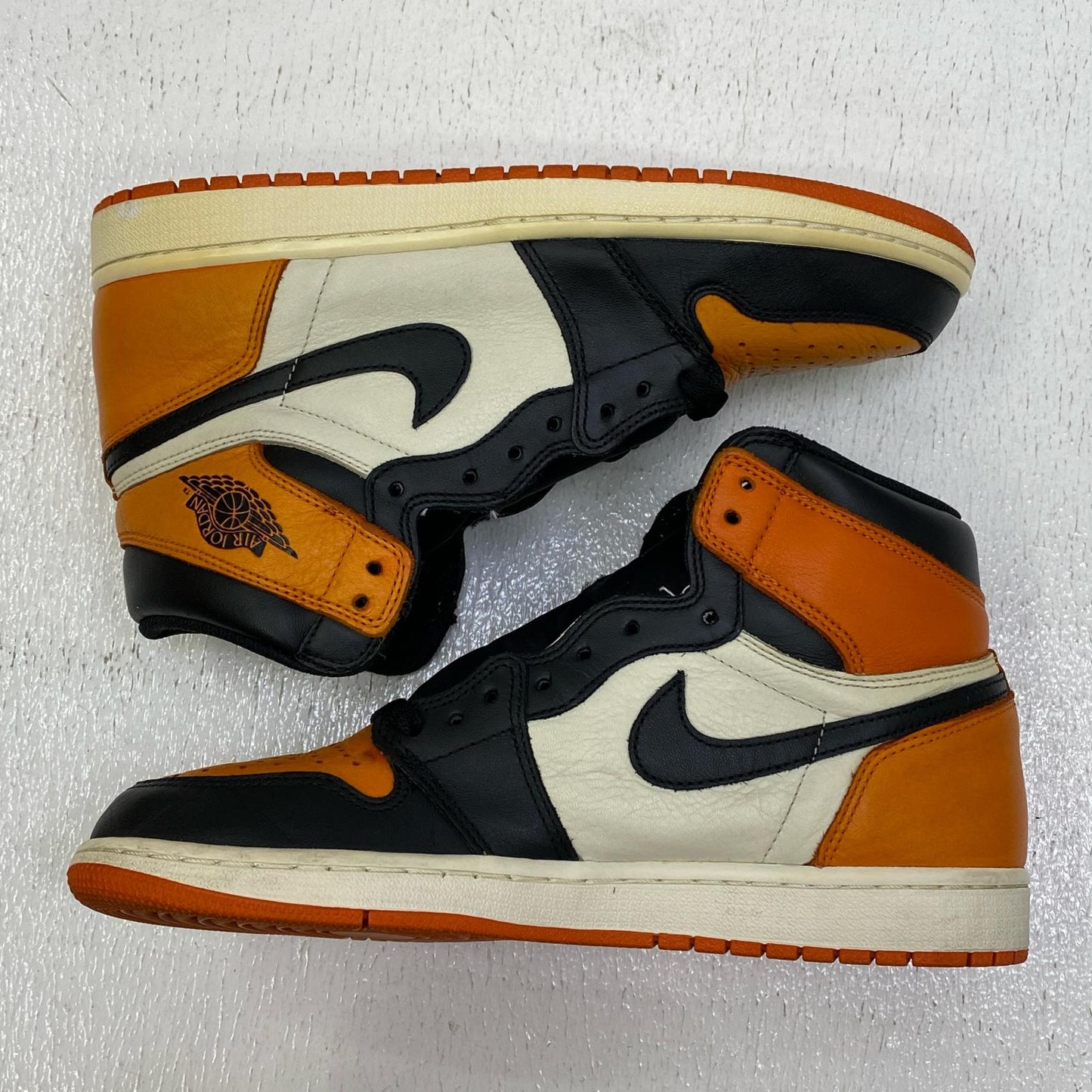 NIKE | ナイキ Air Jordan 1 Retro High OG スニーカー 555088-005 オレンジ 28.5cm【加古川店】