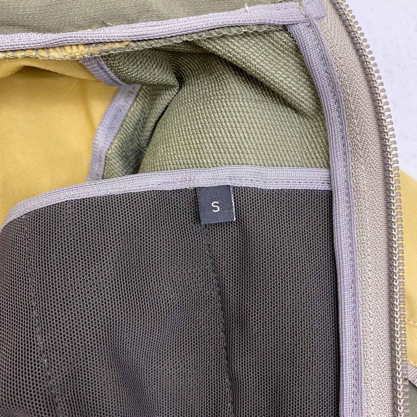tilak | ティラック LATOK HYBRID JACKET マウンテンパーカー ベージュ【加古川店】