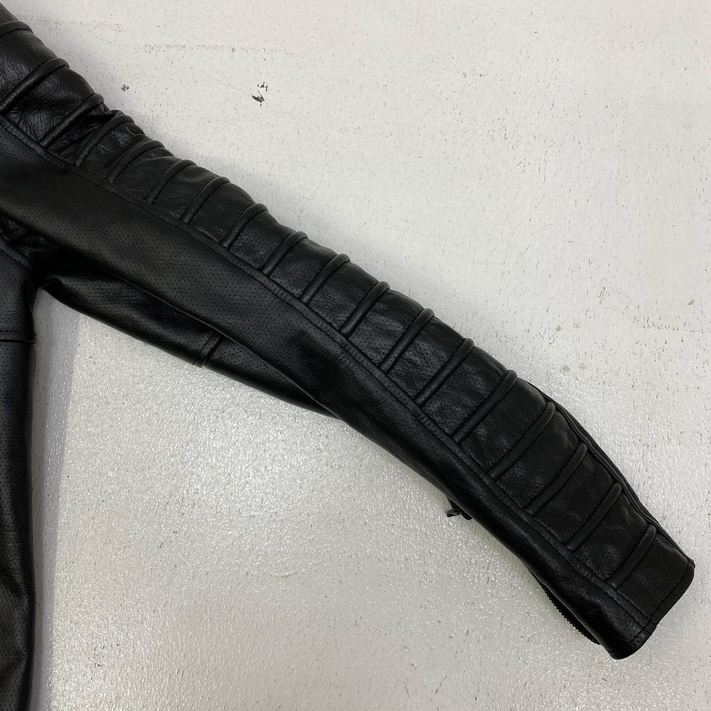 HARLEY-DAVIDSON | ハーレーダビットソン Ozello ライダースジャケット 98006-20VM ブラック サイズ：S【加古川店】