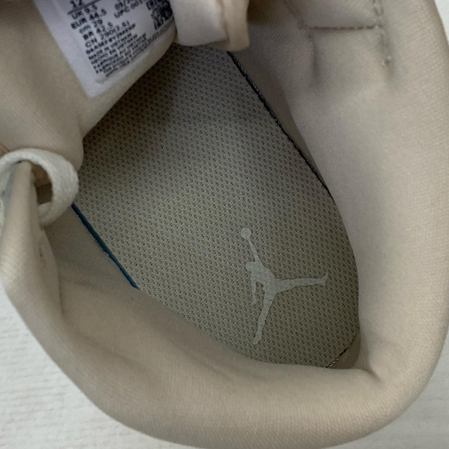 NIKE | ナイキ Women's Air Jordan 1 Mid スニーカー BQ6472-201 ベージュ【加古川店】