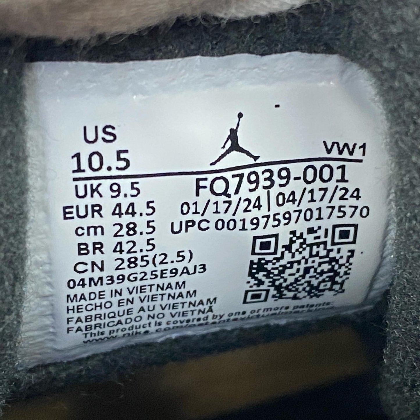NIKE | ナイキ Air Jordan 4 RM スニーカー FQ7939-001 ブラック【加古川店】