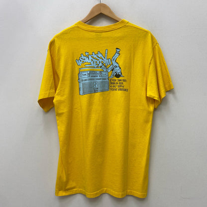 STUSSY | ステューシー ラジカセ ブレイクダンス 半袖Ｔシャツ イエロー サイズ：L【加古川店】