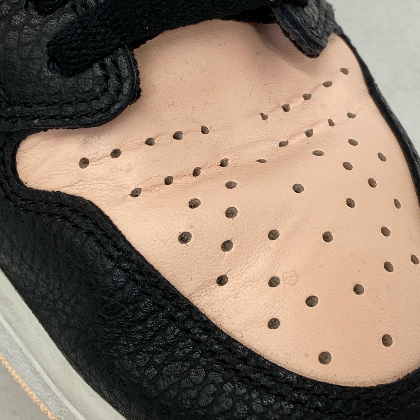 NIKE | ナイキ Air Jordan 1 Retro High OG スニーカー 555088-081 ピンク【加古川店】